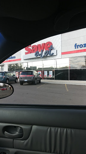 Grocery Store «Save-A-Lot», reviews and photos, 1249 Baldwin Ave, Pontiac, MI 48340, USA