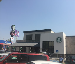 Starbucks Paseo de los Leones DT photo