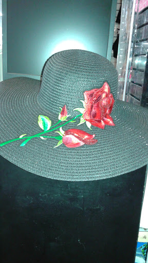 Discount Store «Fallas Discount Stores», reviews and photos, 215-223 E Fordham Rd, Bronx, NY 10458, USA