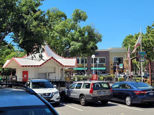 Shopping Mall «Nut Tree Plaza», reviews and photos, 1661 E Monte Vista Ave, Vacaville, CA 95688, USA