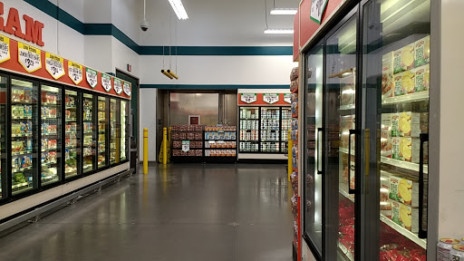 Supermarket «WinCo Foods», reviews and photos, 1913 S 72nd St, Tacoma, WA 98408, USA