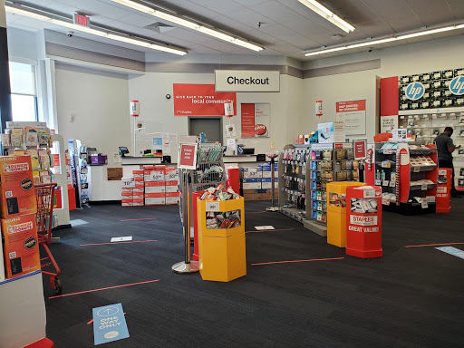 Office Supply Store «Staples», reviews and photos, 9480 Main Street, Fairfax, VA 22031, USA