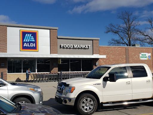 Supermarket «ALDI», reviews and photos, 908 N Keller Dr, Effingham, IL 62401, USA