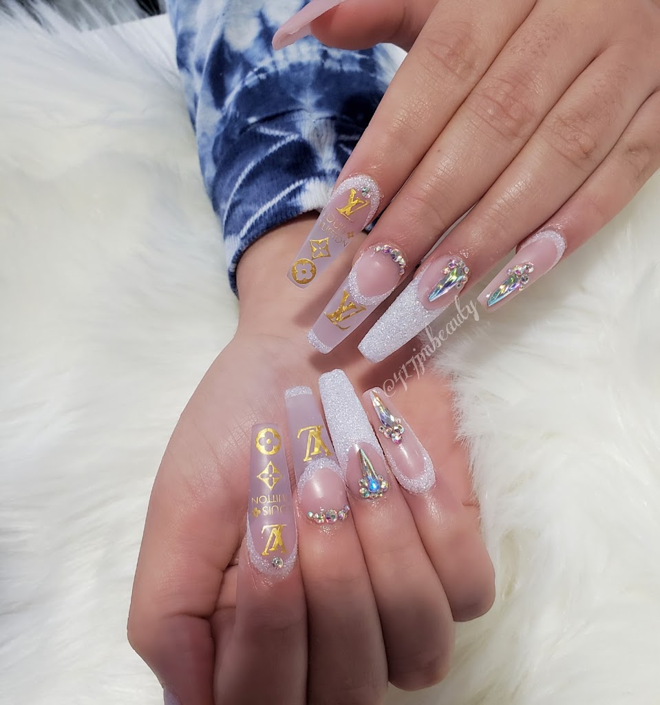 417 JM BEAUTY LLC 65706