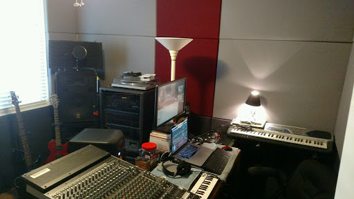 Eleven 11 Studio - recording