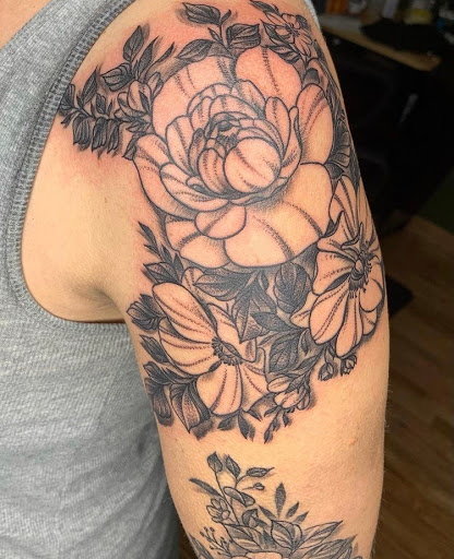 Explore back of knee tattoo ideas, creative tattoo ideas in Lake Villa, available at Eternal Tiger Tattoo