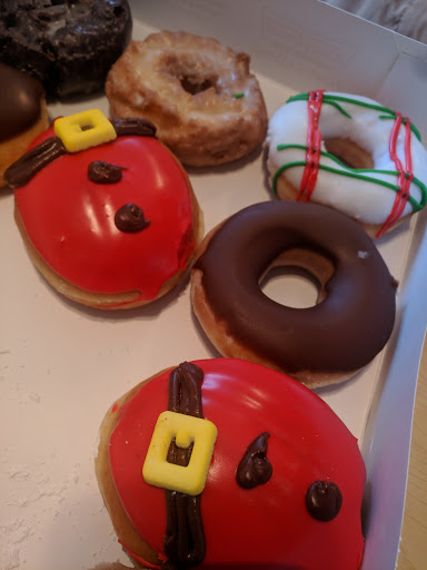 Bakery «Krispy Kreme Doughnuts», reviews and photos, 4302 Tacoma Mall Blvd, Tacoma, WA 98409, USA