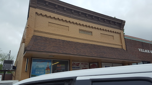 Grocery Store «Gaines Superette», reviews and photos, 111 Genesee Ave, Gaines, MI 48436, USA