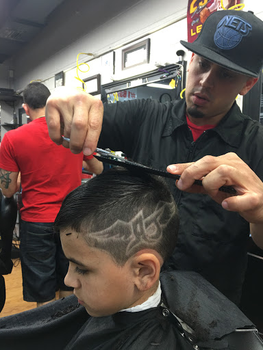 Barber Shop «HeadCutters Barber Shop», reviews and photos, 6101 S Orange Ave, Pine Castle, FL 32809, USA