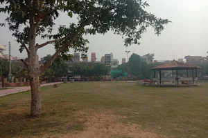 park near dav school image