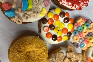 Mimi's Donuts image
