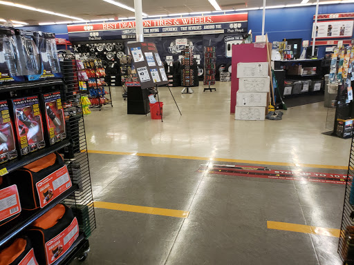 Auto Parts Store «Pep Boys Auto Parts & Service», reviews and photos, 601 N Powers Dr, Orlando, FL 32818, USA