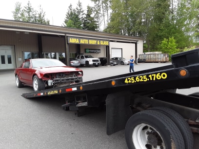 Auto Body Shop «ABRA Auto Body & Glass», reviews and photos, 17368 W Main St, Monroe, WA 98272, USA