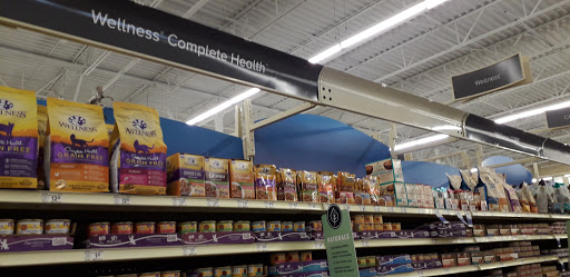 Pet Supply Store «PetSmart», reviews and photos, 4429 Pecanland Mall Dr, Monroe, LA 71203, USA