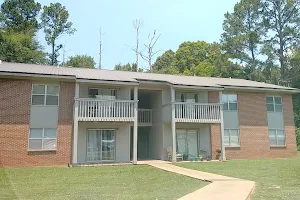 Lincoln Manor Apartment image