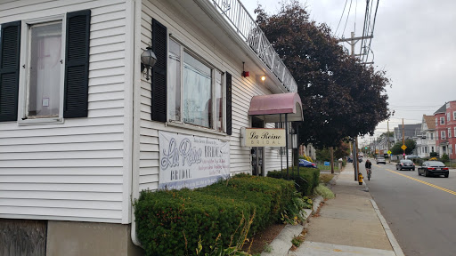 Bridal Shop «La Reine Bridal», reviews and photos, 20 High St #1, Waltham, MA 02453, USA
