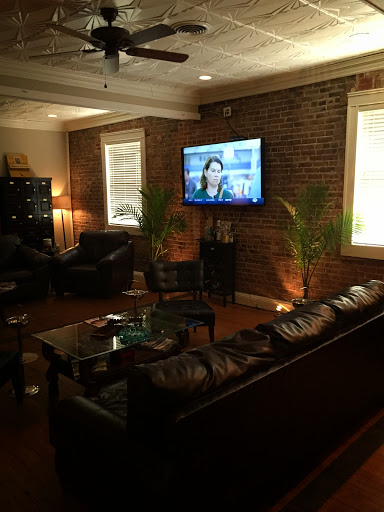 Cigar Shop «Spring Street Cigars», reviews and photos, 208 N Spring St, Tupelo, MS 38804, USA