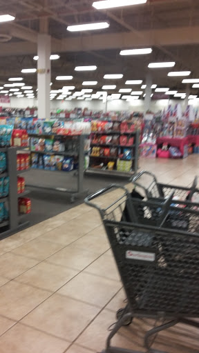 Clothing Store «Burlington Coat Factory», reviews and photos, 1555 S Lake St, Mundelein, IL 60060, USA