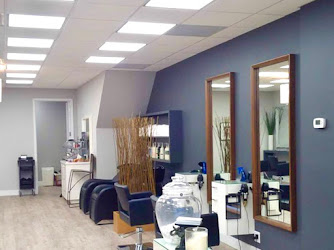 Vescada Salon: Hair Salon Bloor West Village Toronto