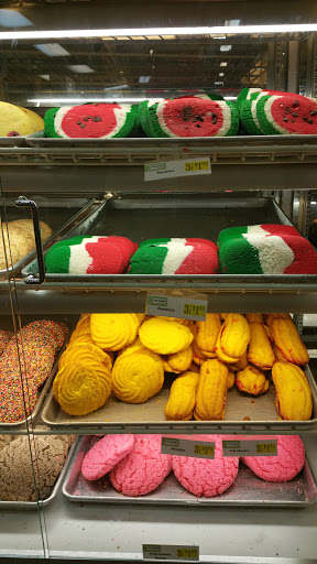 Grocery Store «El Rio Grande #7», reviews and photos, 10325 Lake June Rd #400, Dallas, TX 75217, USA