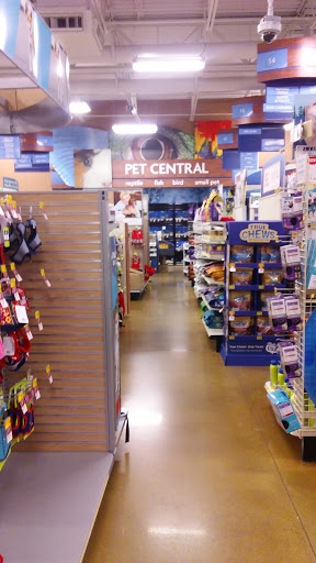 Pet Supply Store «PetSmart», reviews and photos, 3210 E Lynn Blvd, Sterling, IL 61081, USA