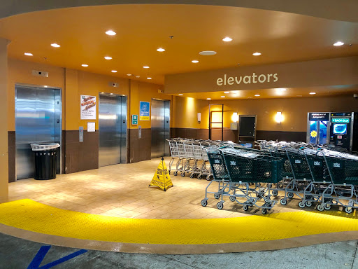 Grocery Store «Whole Foods Market», reviews and photos, 465 S Arroyo Pkwy, Pasadena, CA 91105, USA