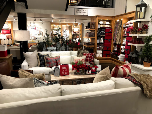Furniture Store «Pottery Barn», reviews and photos, 1415 4th St, Santa Monica, CA 90401, USA