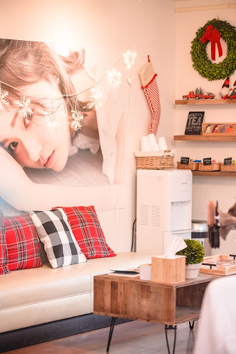 Hair Salon «D & H Hair Salon», reviews and photos, D & H Hair Salon, 14531 Big Basin Way, Saratoga, CA 95070, USA