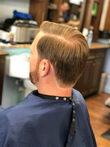 Barber Shop «Alpharetta Barber Shop», reviews and photos, 5530 Windward Pkwy #220, Alpharetta, GA 30004, USA