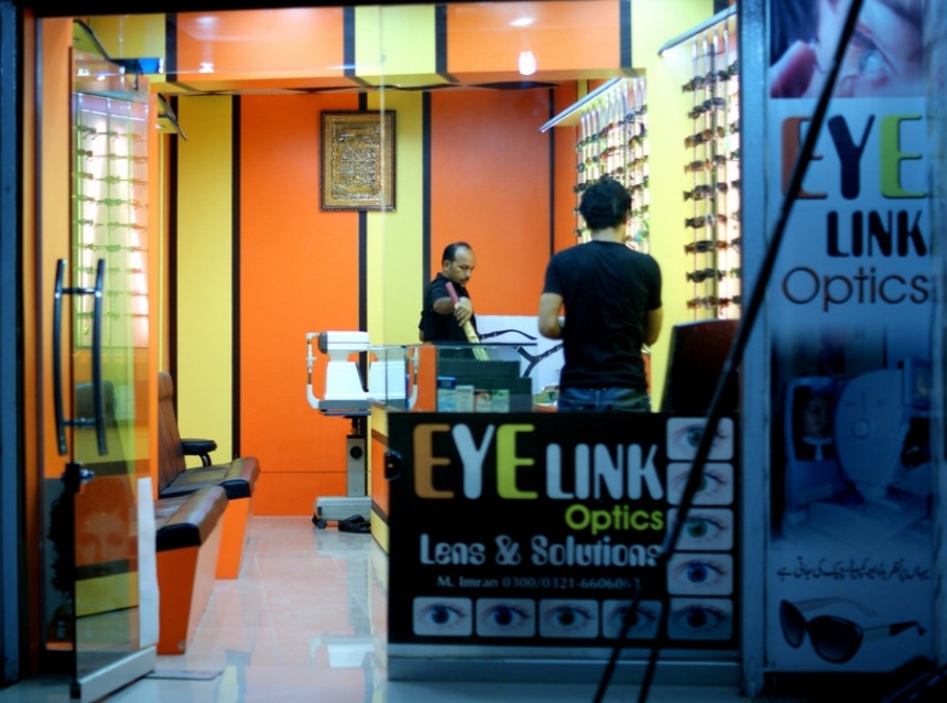 Eye Link Optics