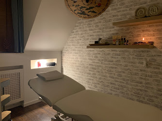 Massage Salon Wang