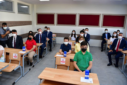 Mehmet Emin-Zekiye Üstünel Ortaokulu