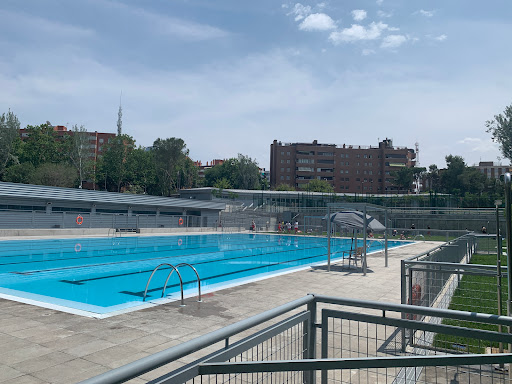 Centro Deportivo Municipal Francos Rodríguez