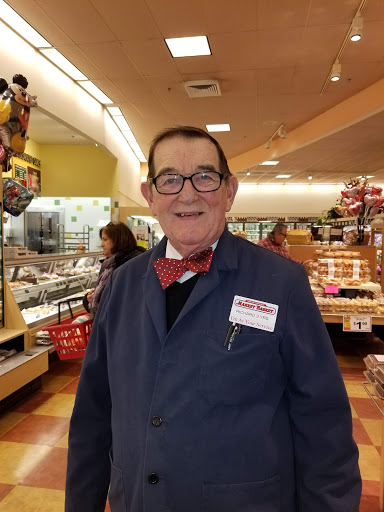 Grocery Store «Market Basket», reviews and photos, 101 Gloucester Crossing Rd, Gloucester, MA 01930, USA