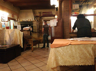 Ristorante Pizzeria Braceria Cenerentola