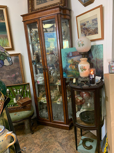 Antique Store «Elite Galleries», reviews and photos, 5517 US-19, New Port Richey, FL 34652, USA