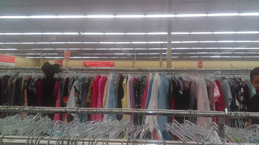 Thrift Store «Savers», reviews and photos, 700 E Patchogue Yaphank Rd, Medford, NY 11763, USA