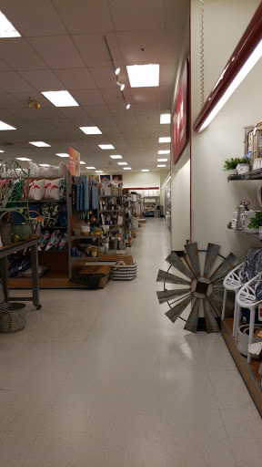 Department Store «T.J. Maxx», reviews and photos, 445 Putnam Pike, Smithfield, RI 02917, USA