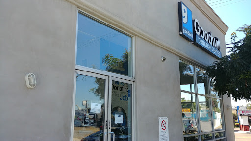 Goodwill Bookstore and Donation, 4063 Del Rey Ave, Marina Del Rey, CA 90292, Donations Center