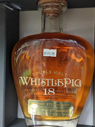 Liquor Store «Tip Top Liquor Warehouse», reviews and photos, 90 Dry Creek Rd, Healdsburg, CA 95448, USA