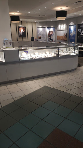 Jewelry Store «Kay Jewelers», reviews and photos, 205 W Blackstock Rd #170, Spartanburg, SC 29301, USA