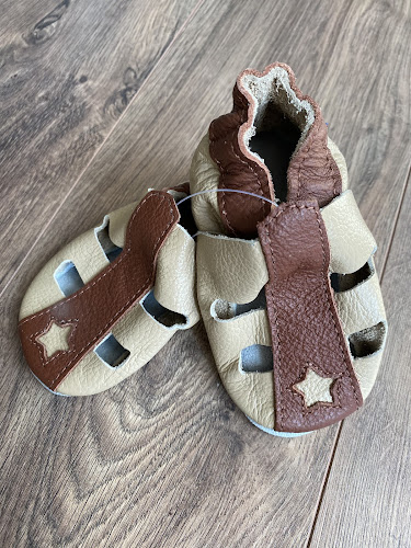 Opinii despre Carozoo-Puhatalpú Benti Babacipők în Hajdúszoboszló - Cipőbolt