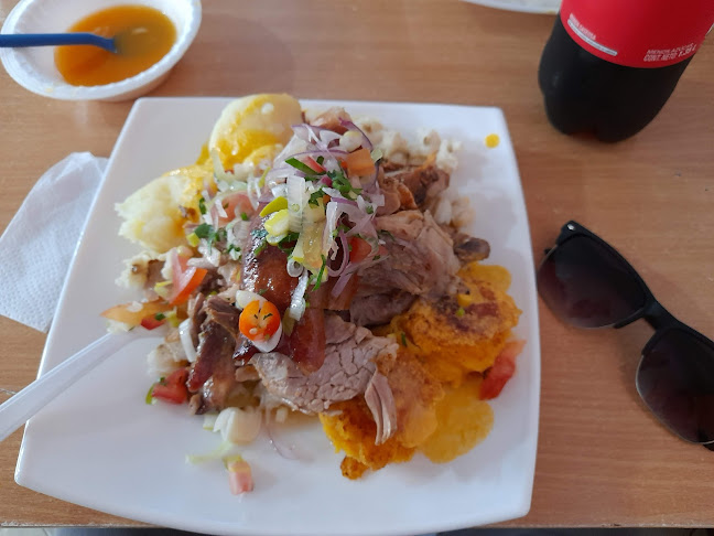 Opiniones de Hornados Rosita "El mejor Sabor" en Riobamba - Restaurante
