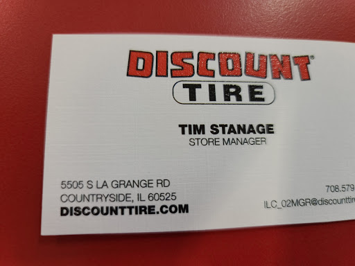 Tire Shop «Discount Tire», reviews and photos, 5505 South La Grange Road, Countryside, IL 60525, USA