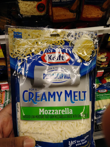 Shopping Mall «Howard and Western Shopping Center», reviews and photos, 7510 N Western Ave, Chicago, IL 60645, USA