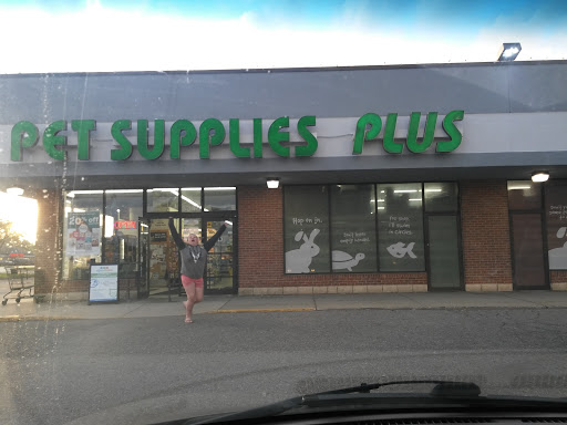 Pet Supply Store «Pet Supplies Plus», reviews and photos, 5348 Dixie Hwy, Waterford Twp, MI 48329, USA