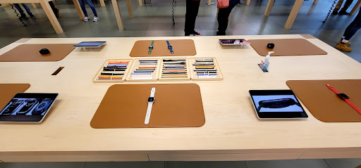 Computer Store «Apple Towson Town Center», reviews and photos, 825 Dulaney Valley Rd, Towson, MD 21204, USA