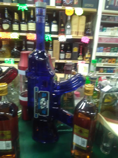 Liquor Store «Gulf Liquors 10», reviews and photos, 903 N Homestead Blvd, Homestead, FL 33030, USA