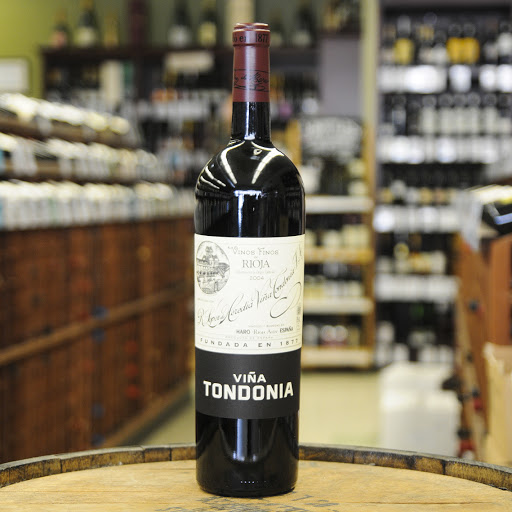 Liquor Store «The Jug Shop», reviews and photos, 1590 Pacific Ave, San Francisco, CA 94109, USA