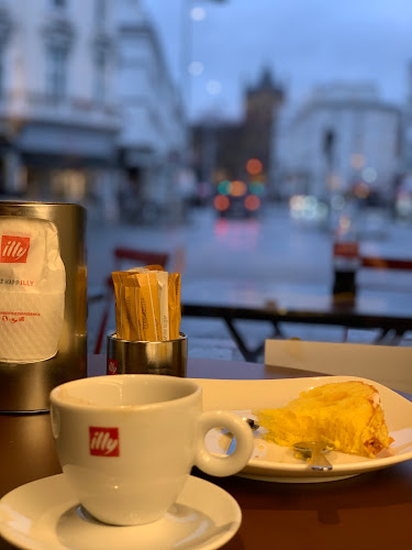 Reviews of illy Caffè in London - Coffee shop